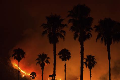 Man acquitted of igniting massive Holy fire in Southern California